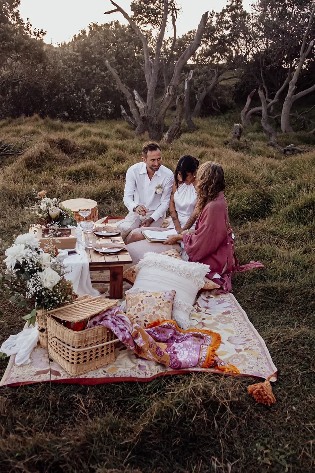 Luisa_Lain_Wedding_Reception_1_f0028edf1b