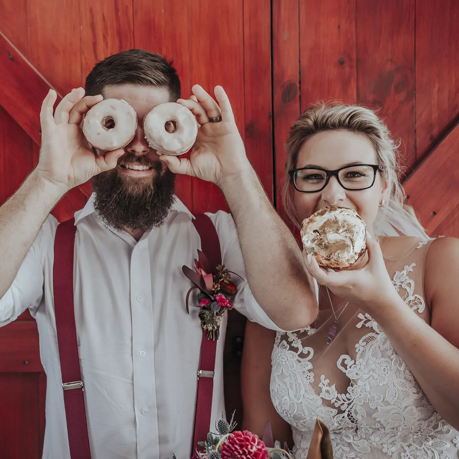 Chris_Angela_Wedding_Details_1_80028bcee3