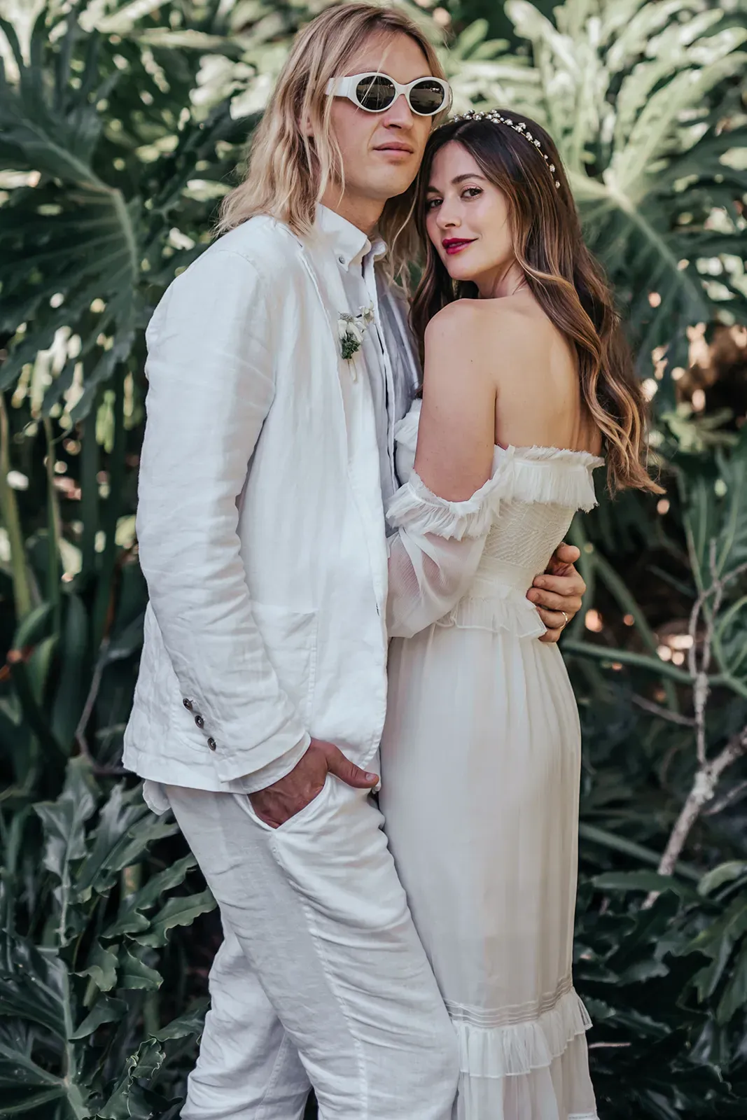 emica_jesse_real_wedding_coastal_venue_exterior_at_night_wedlii_cb6ab0782c